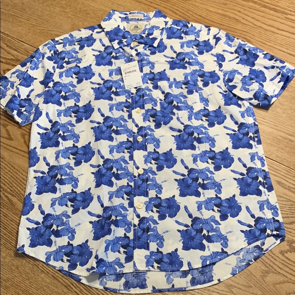 NWTs Med Blue & White Hawaiian Style Casual Button Down Shirt w/ Floral Pattern